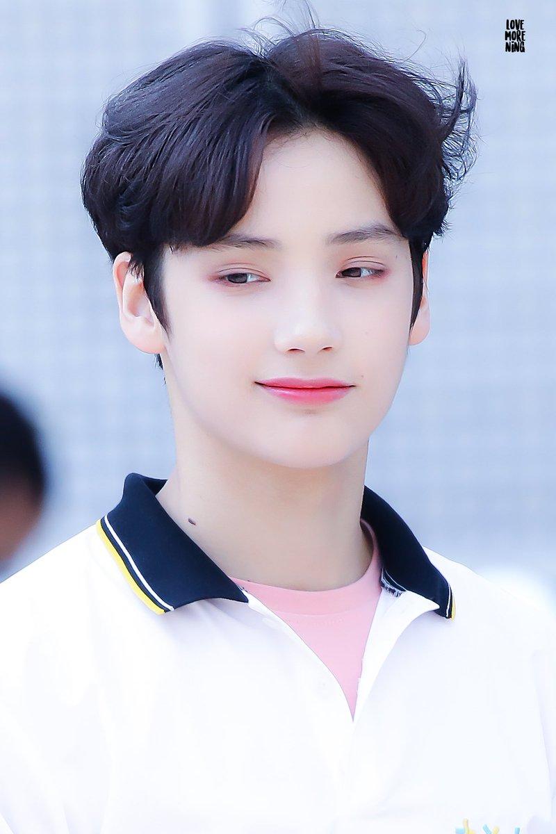 The Confidence Of TXT's Huening Kai Will Inspire You