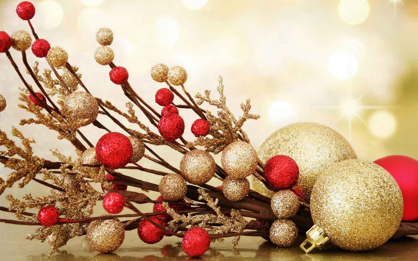 Gorgeous Christmas Ornaments Wallpaper And Red