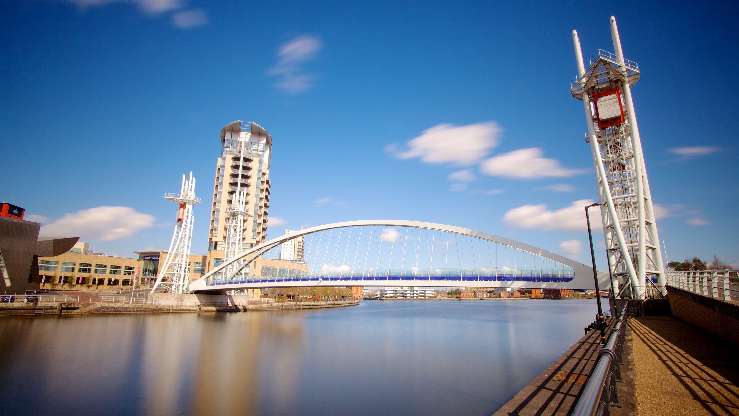 Hotels Near Salford Quays: Find Hotels Near Salford Quays