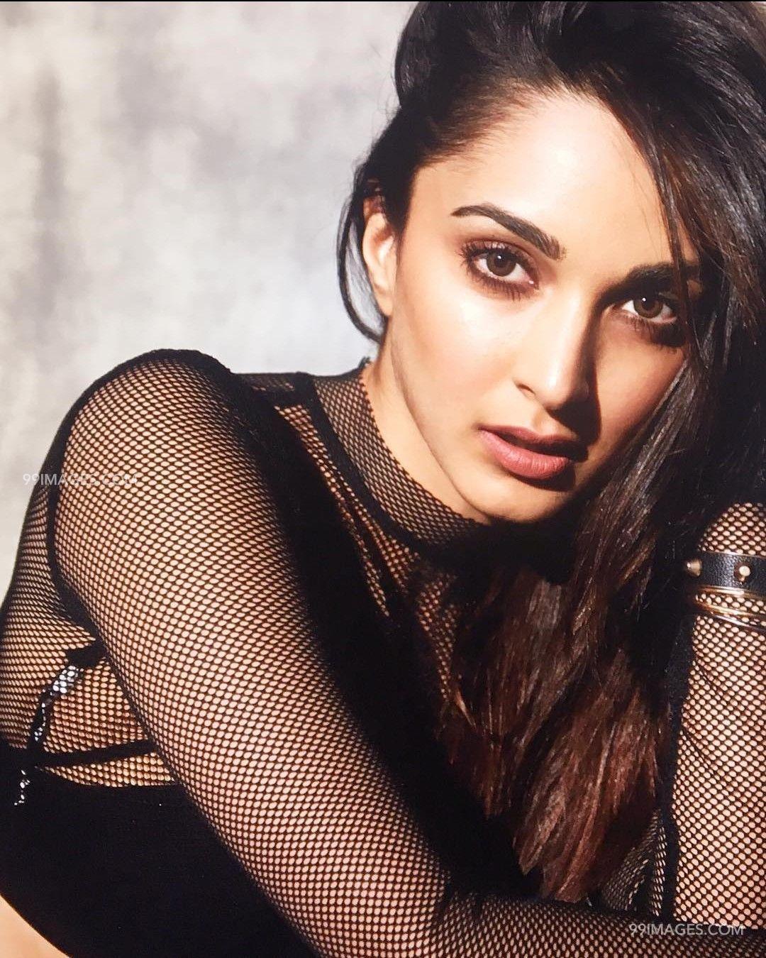 Kiara Advani Beautiful HD Photohoot Stills & Mobile