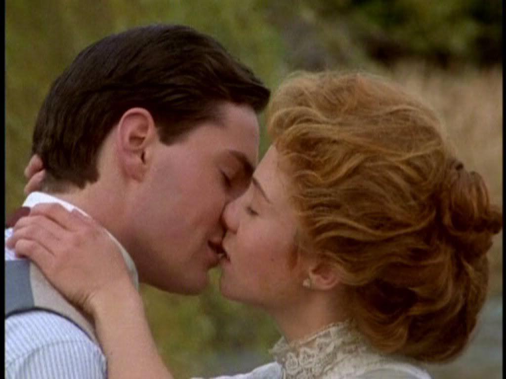 Gil and Anne in Anne of Avonlea. I just want you. <3
