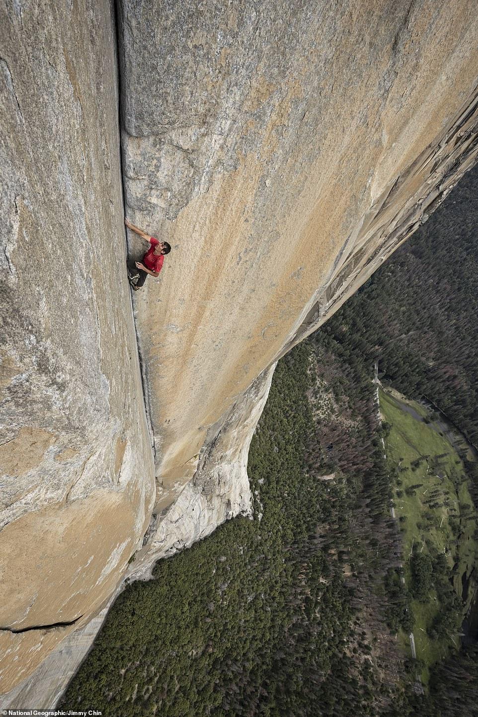 Incredible shots show climber on top of El Capitan as he