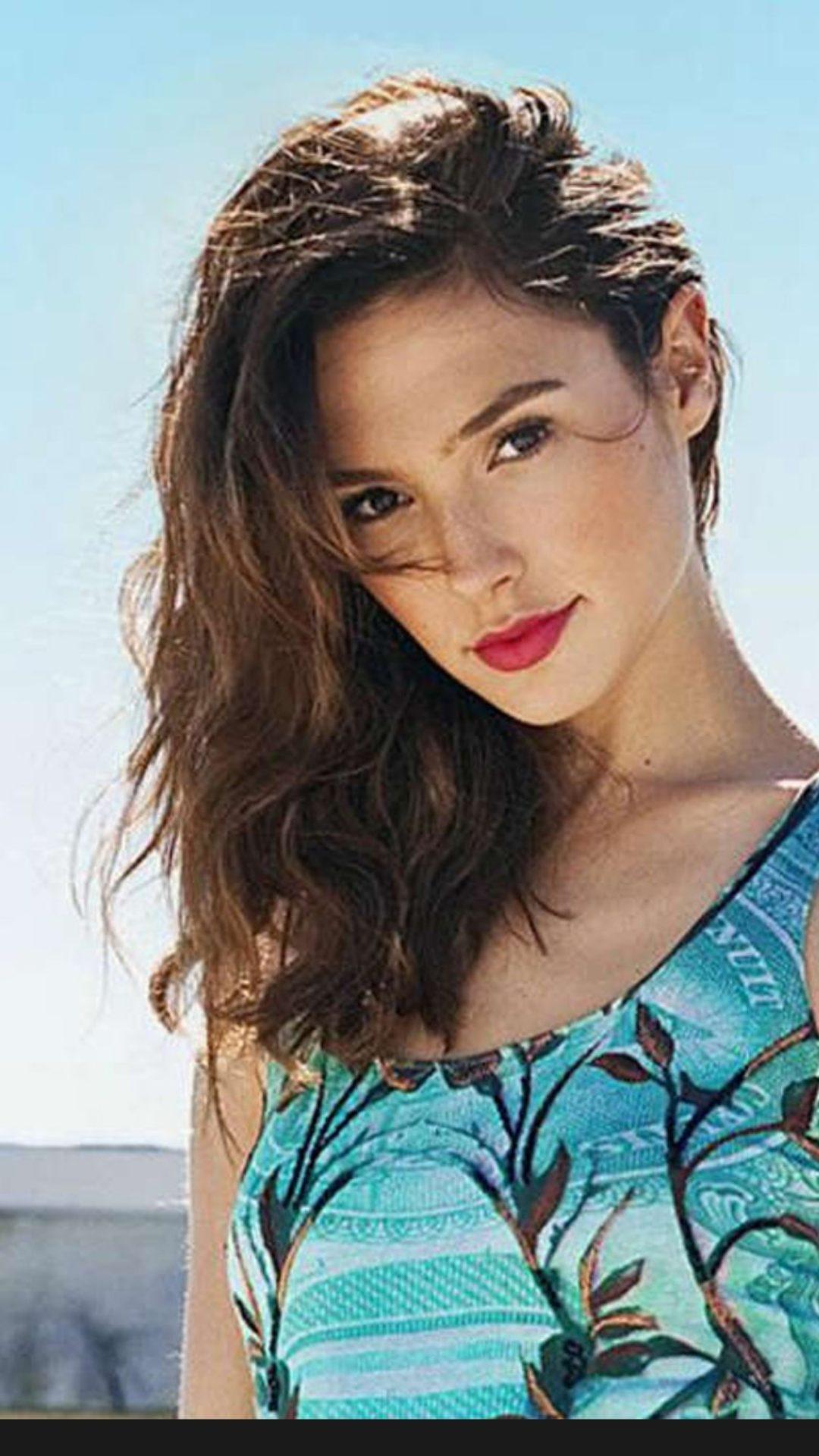 Download Gal Gadot Wallpaper, HD Background Download