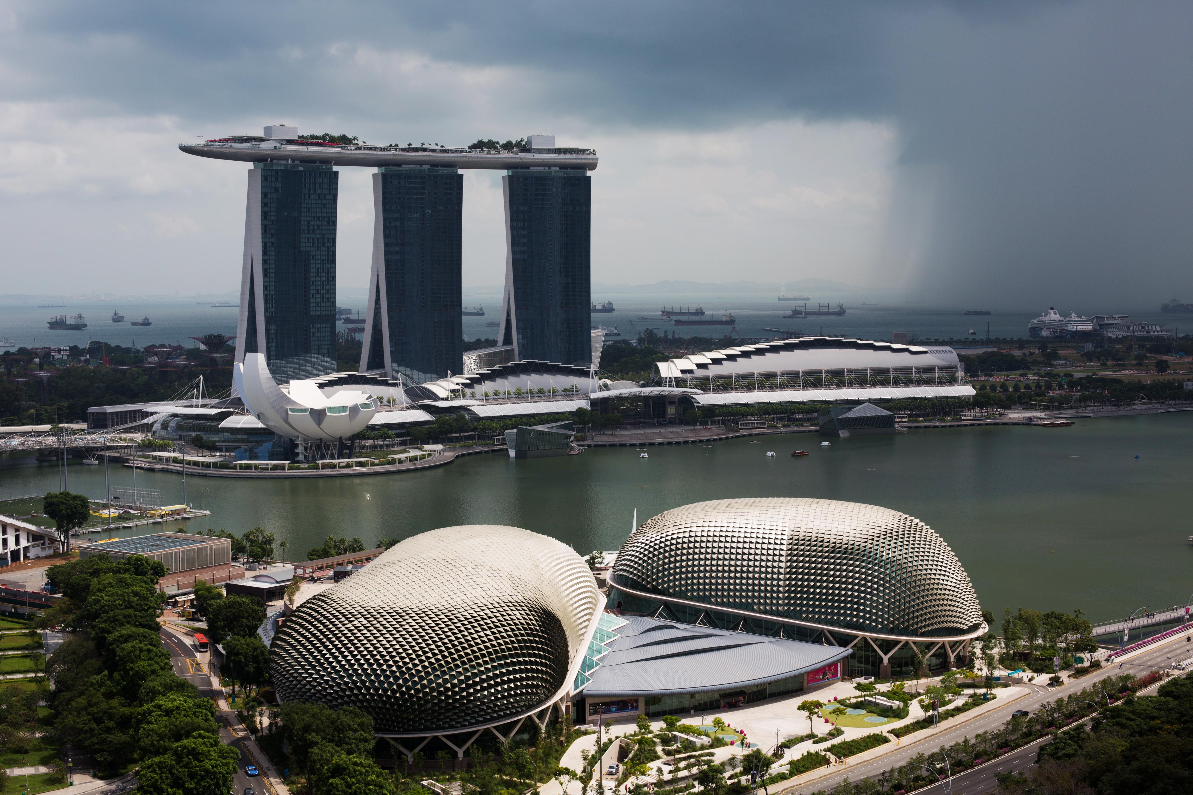 Singapore's Tourists Are Choosing Shopping Over Gambling