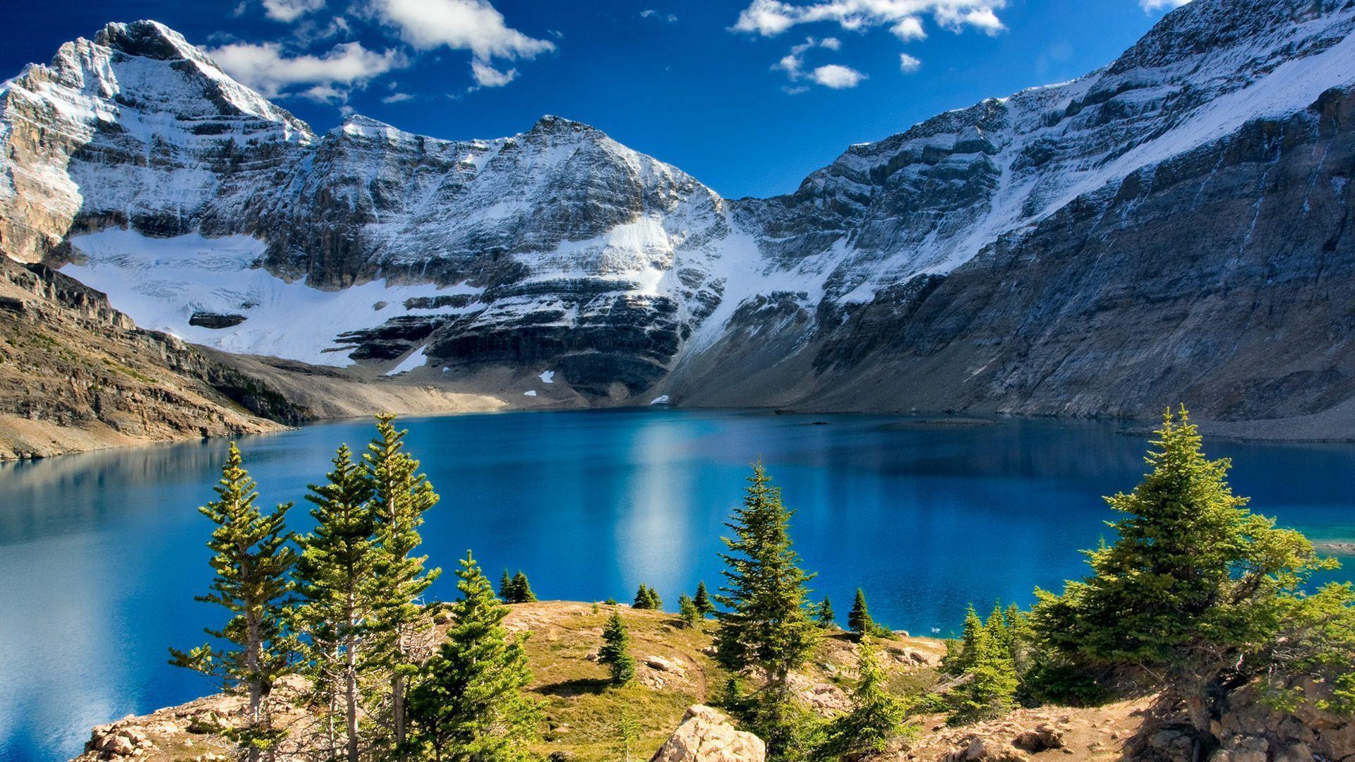Mountain Lake HD Wallpaper