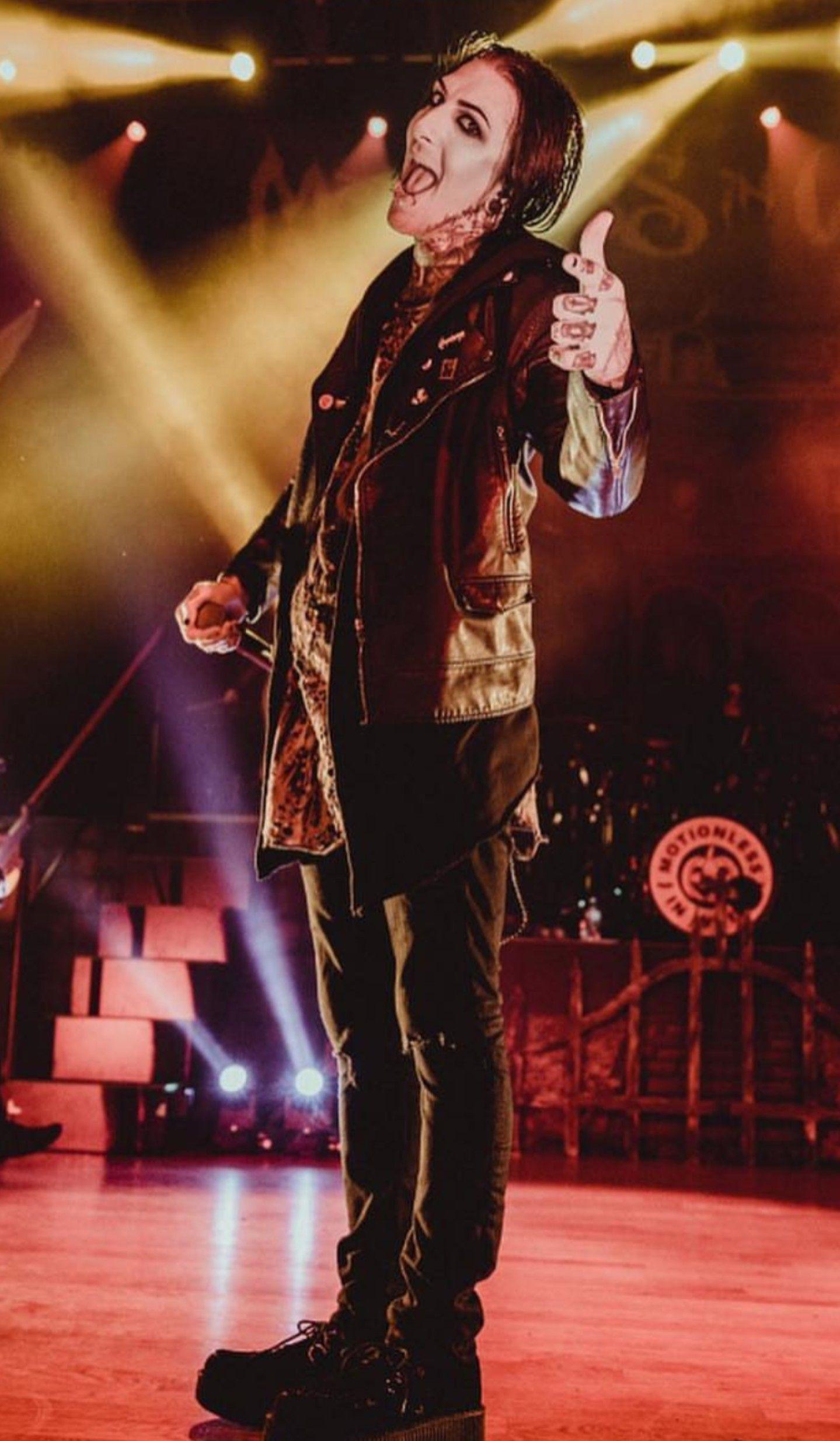 Chris Motionless Mobile Wallpapers - Wallpaper Cave