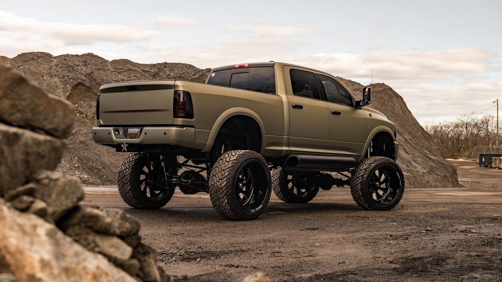 lifted pickup truck side view