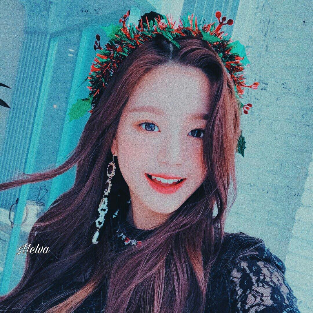 Hashtag #wonyoungaesthetic pe Twitter