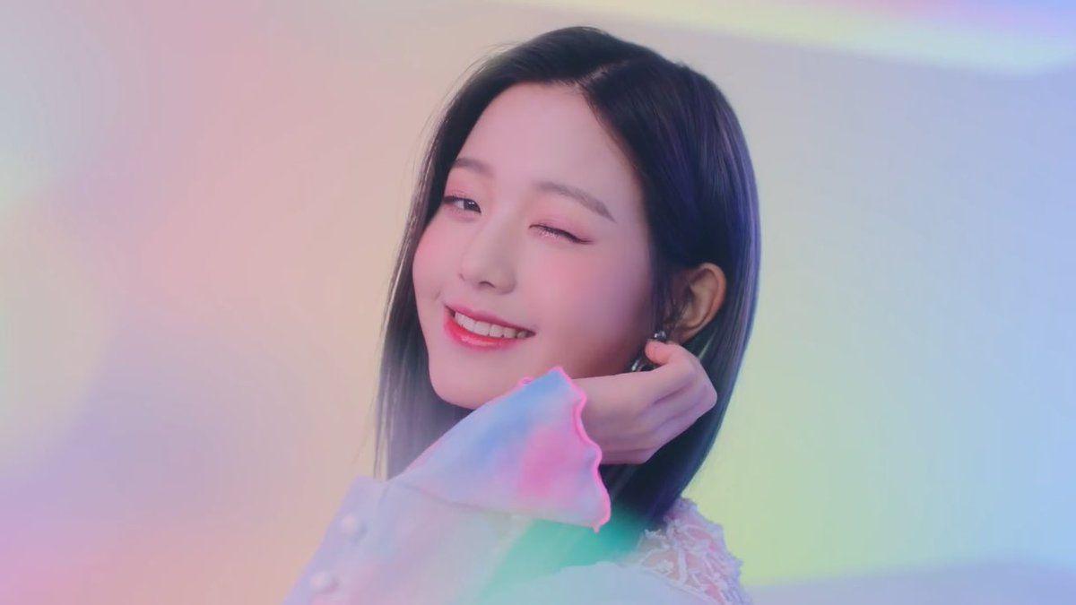 Jang Wonyoung. IZ*ONE #Wonyoung #JangWonyoung #IZONE #Minju