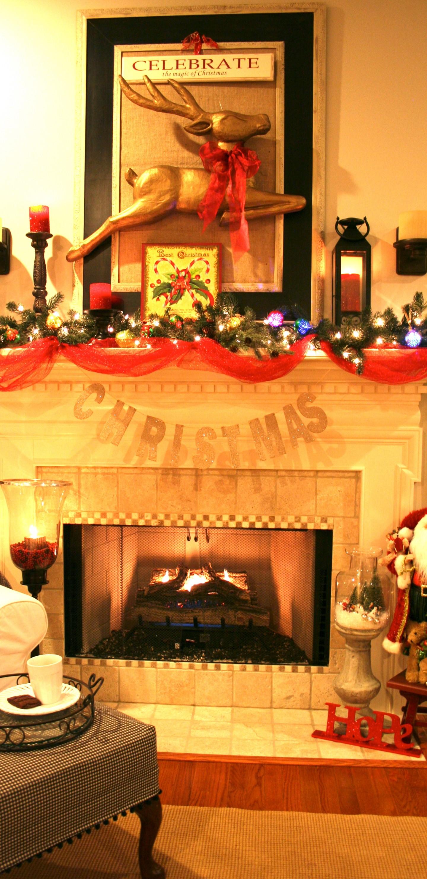Download Wallpaper 1440x2960 Cozy christmas fireplace, Glass