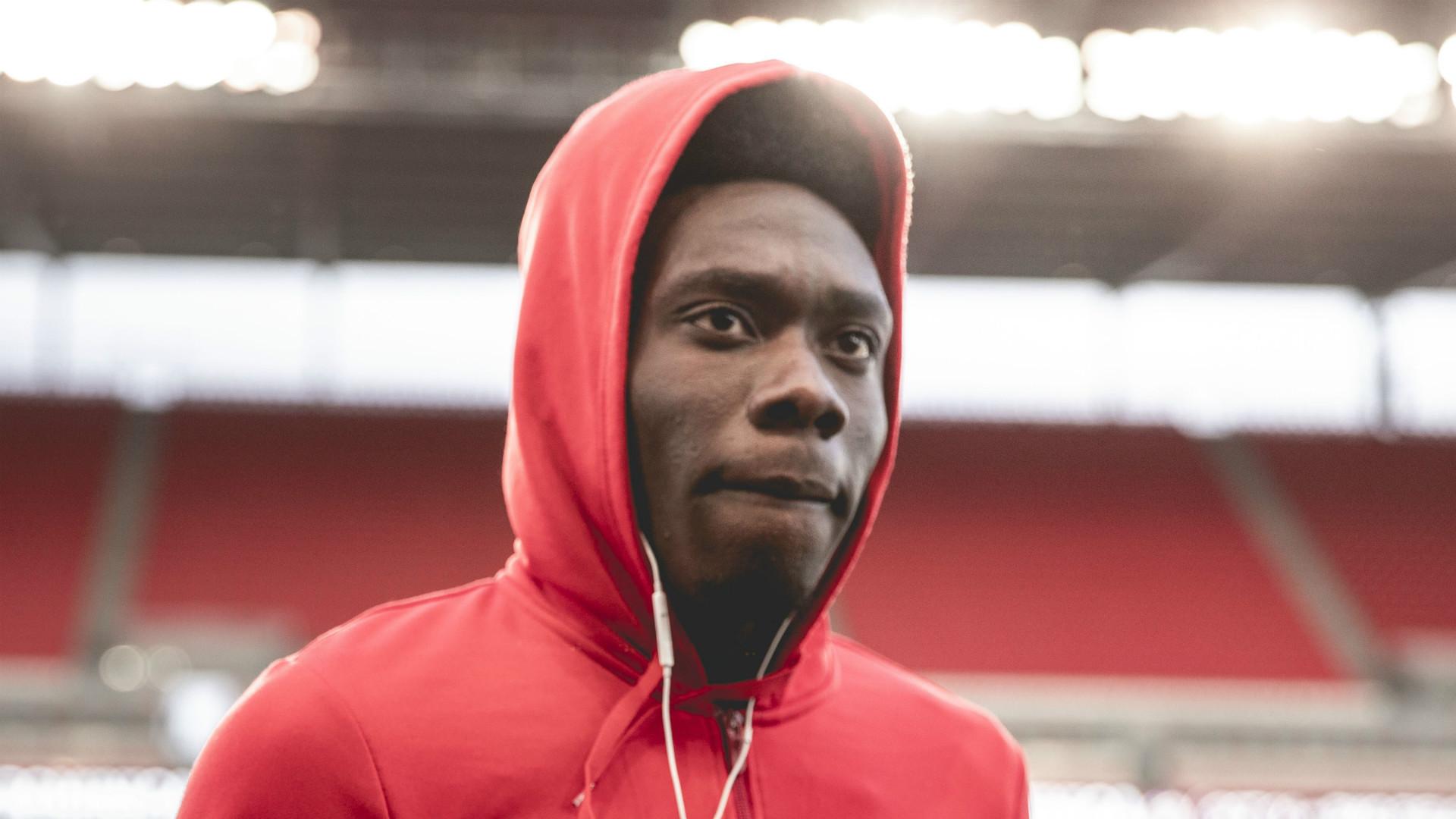 Alphonso Davies lands in Germany, participates in first