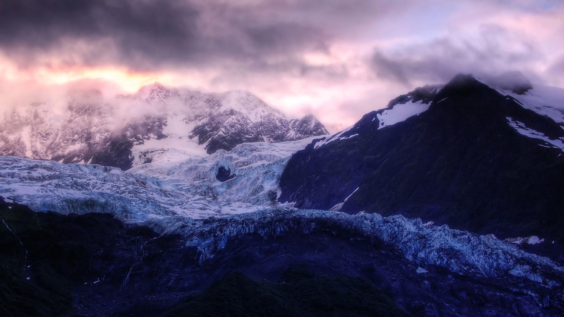 Glacier Sunrise View Wallpaper