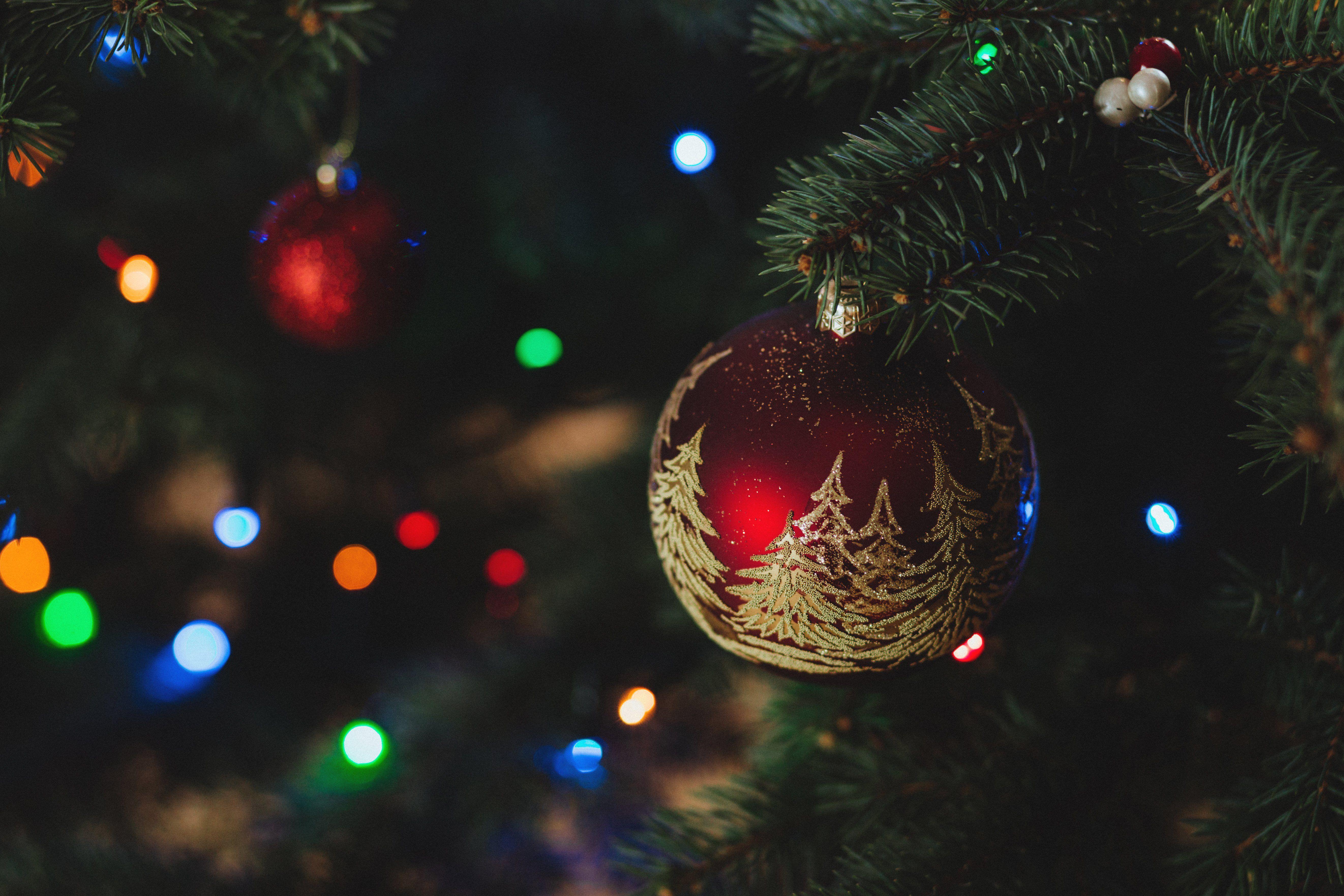 Easy Tips for Making Your Christmas More Healthy, Eco
