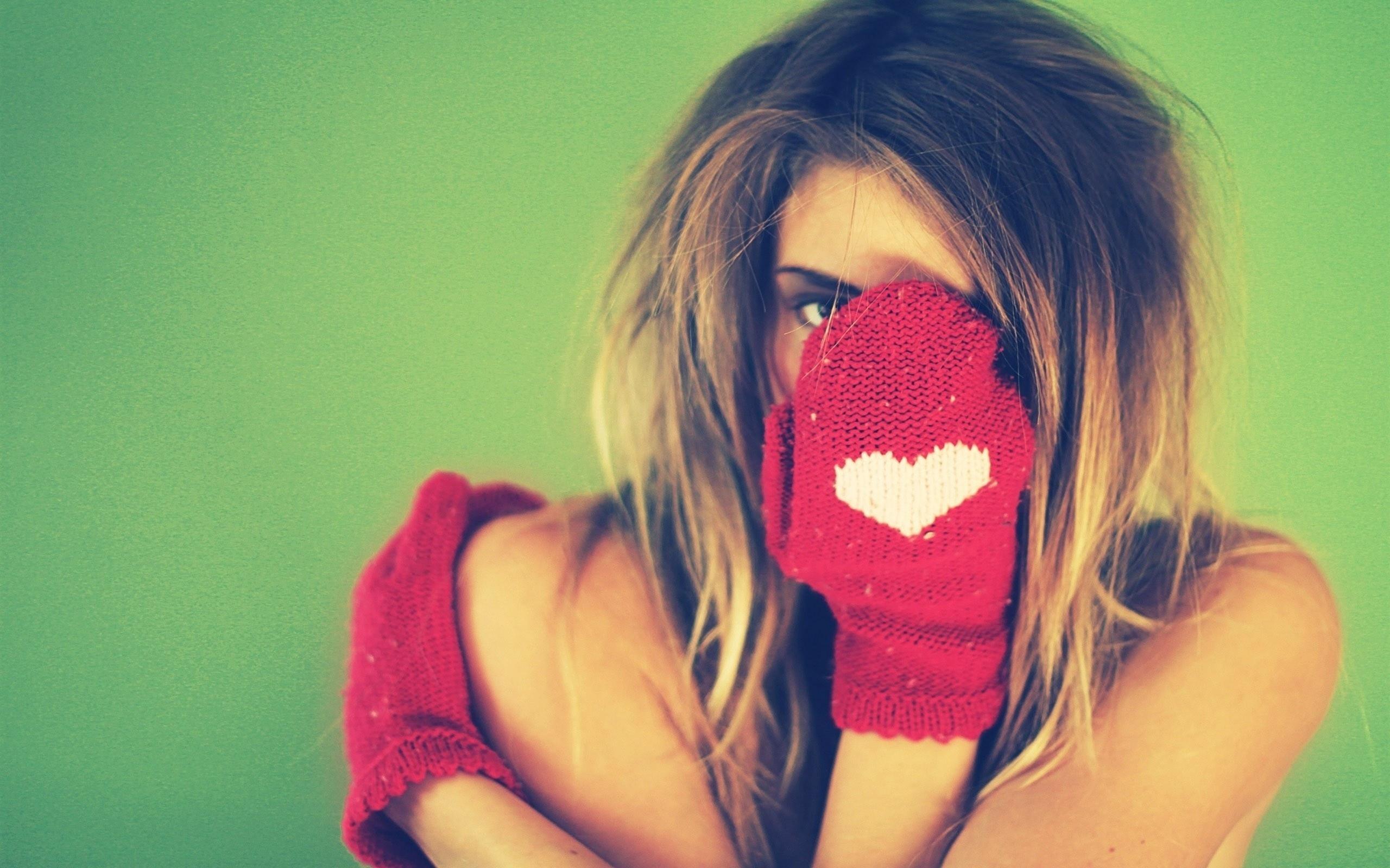 Wallpaper Girl hidden her face, glove, love heart 2560x1600 HD