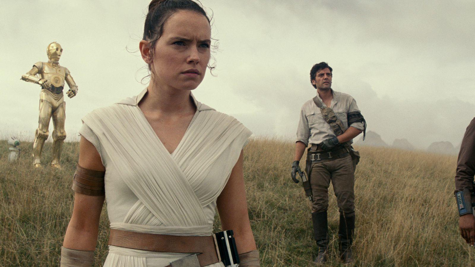 Star Wars 9 Rey Parents Theory Rumor Says Han Solo Is
