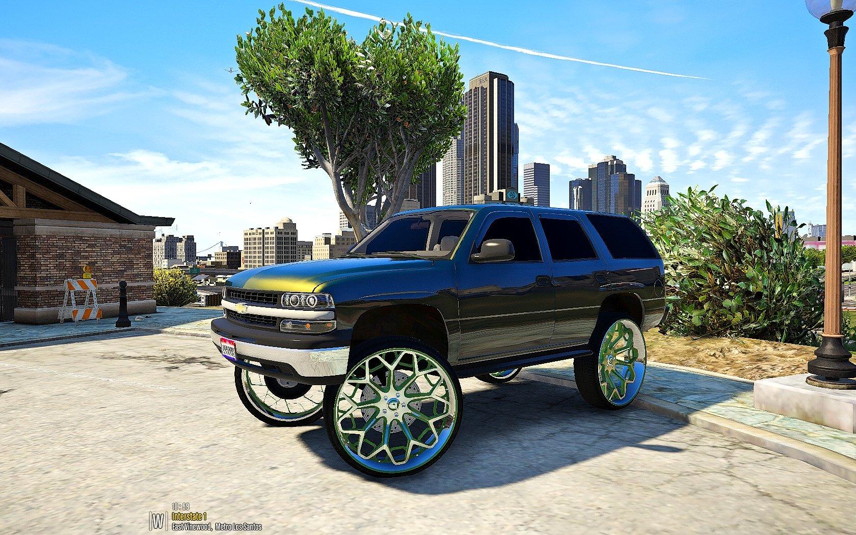 Chevy Tahoe [Replace] Regular and Donk versions