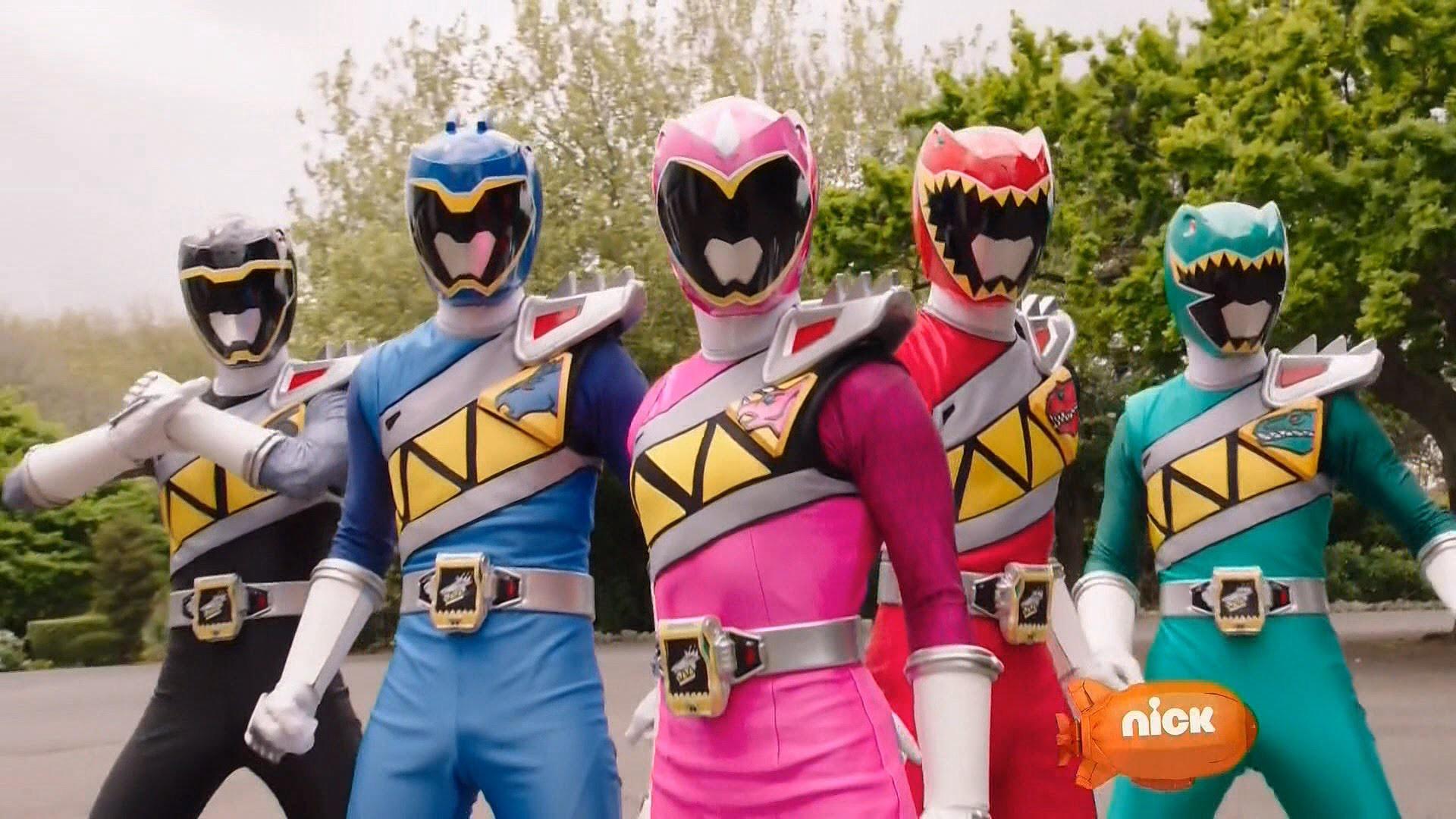 How Power Rangers: Dino Charge Proved Santa Is The Worst.