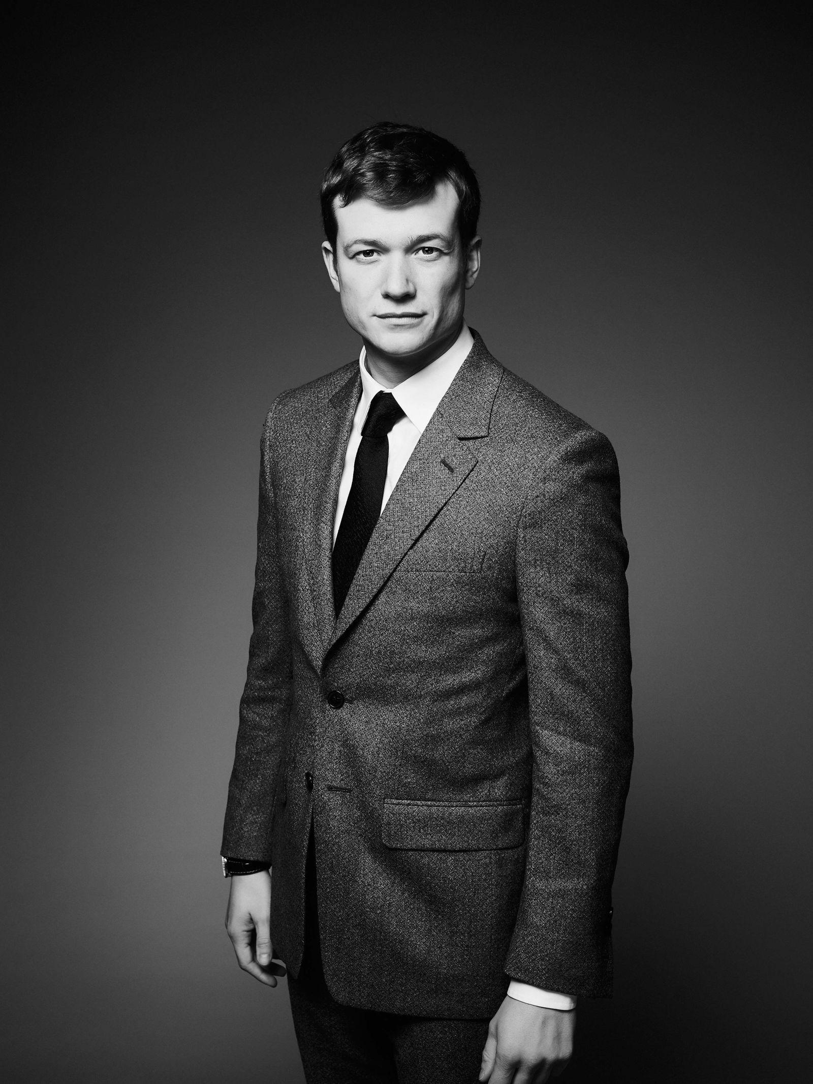 Ed Speleers Wallpapers - Wallpaper Cave
