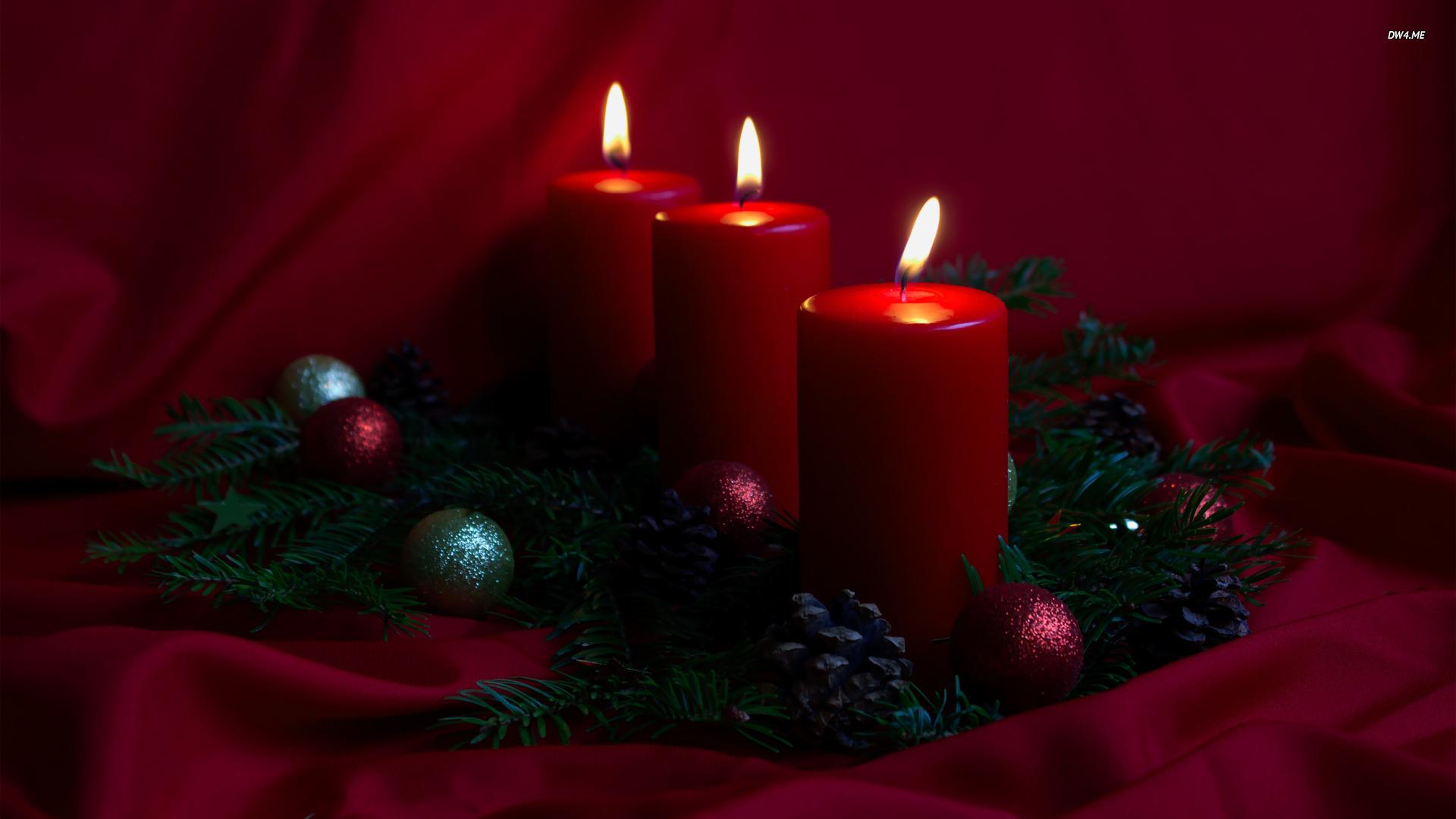 Free Christmas Candle Wallpaper