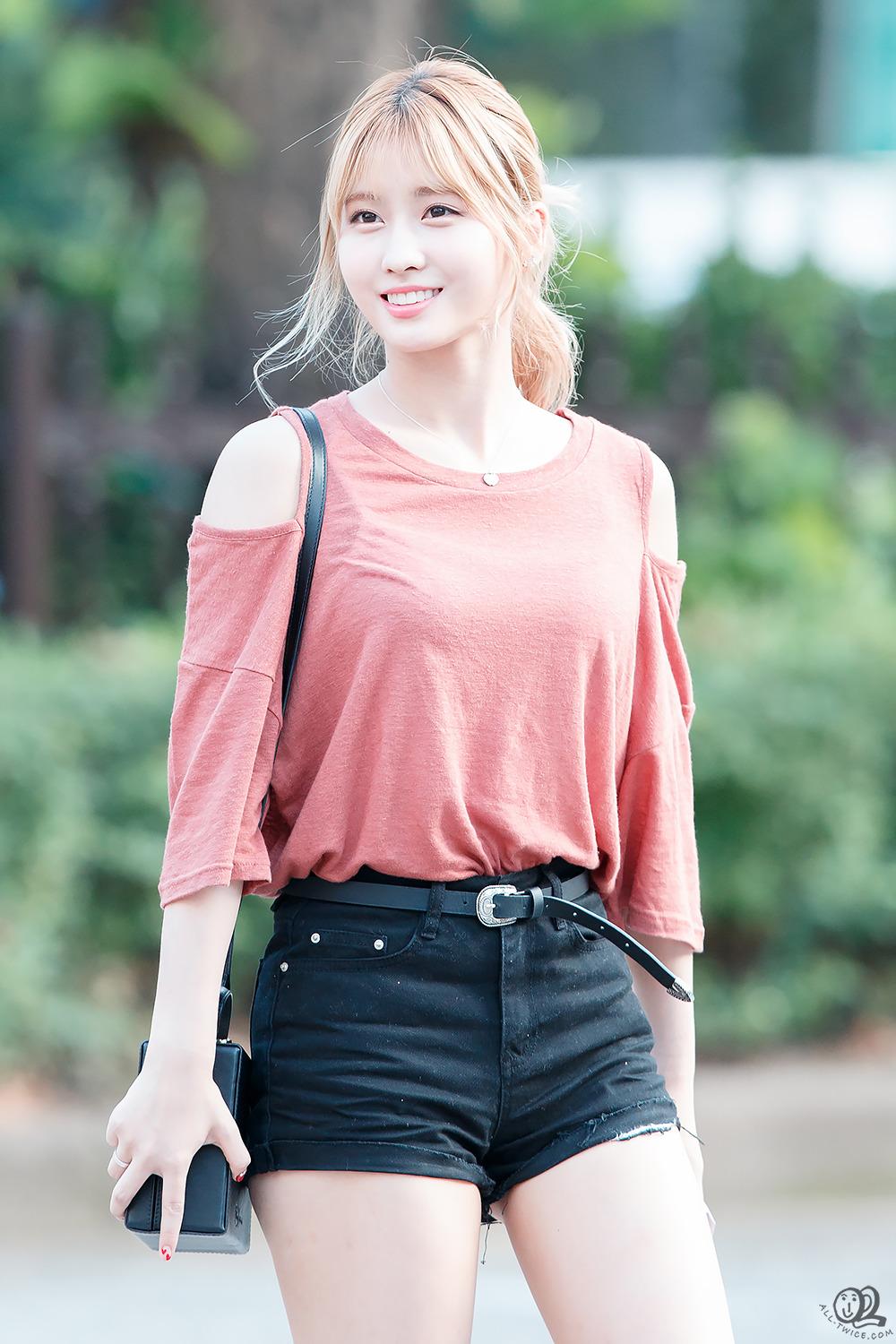 Hirai Momo Android IPhone Wallpaper KPOP Image