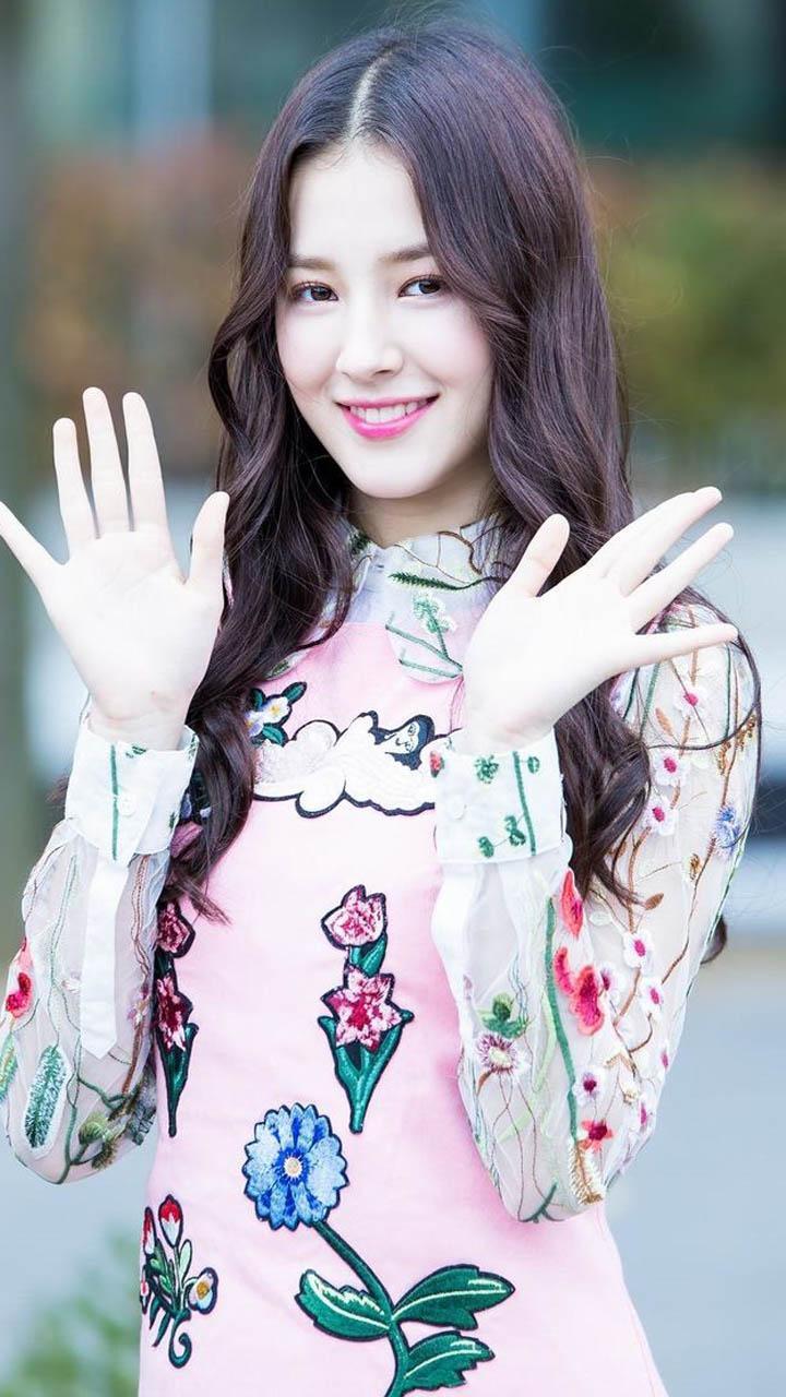 Momoland Nancy Wallpaper HD for Android