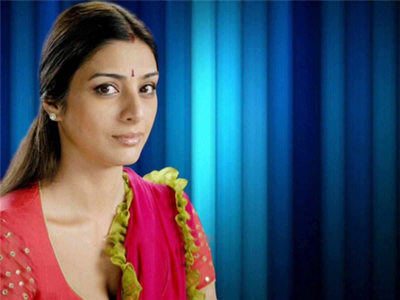 Wallpaper Free Hot Cleavage In Saree, HD Wallpaper