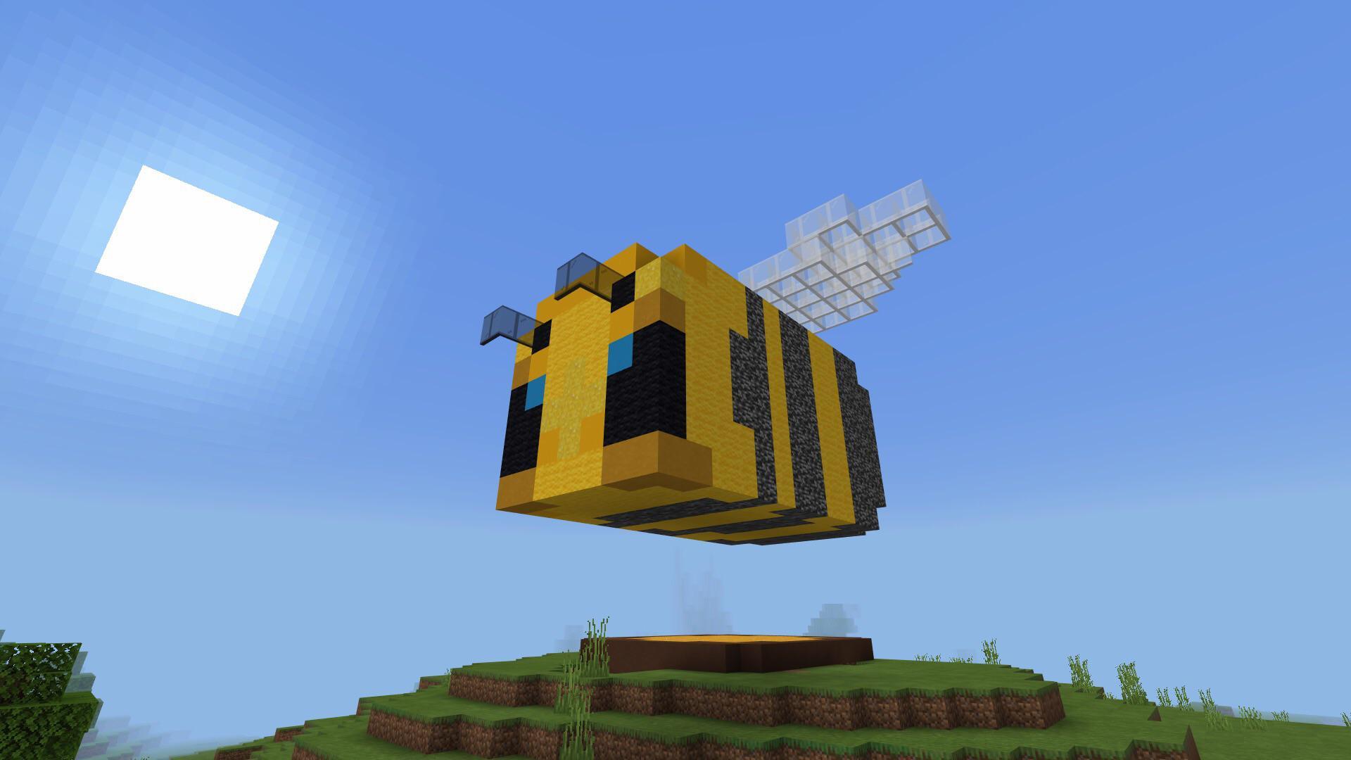 First BEDROCK BEE spotted!!!!! Bedrock edition waiting