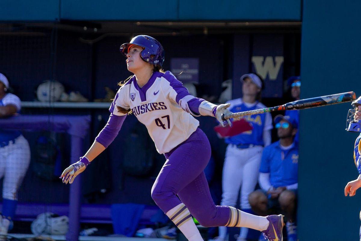 Husky Softball Notebook: Three straight sweeps Dawg Pound