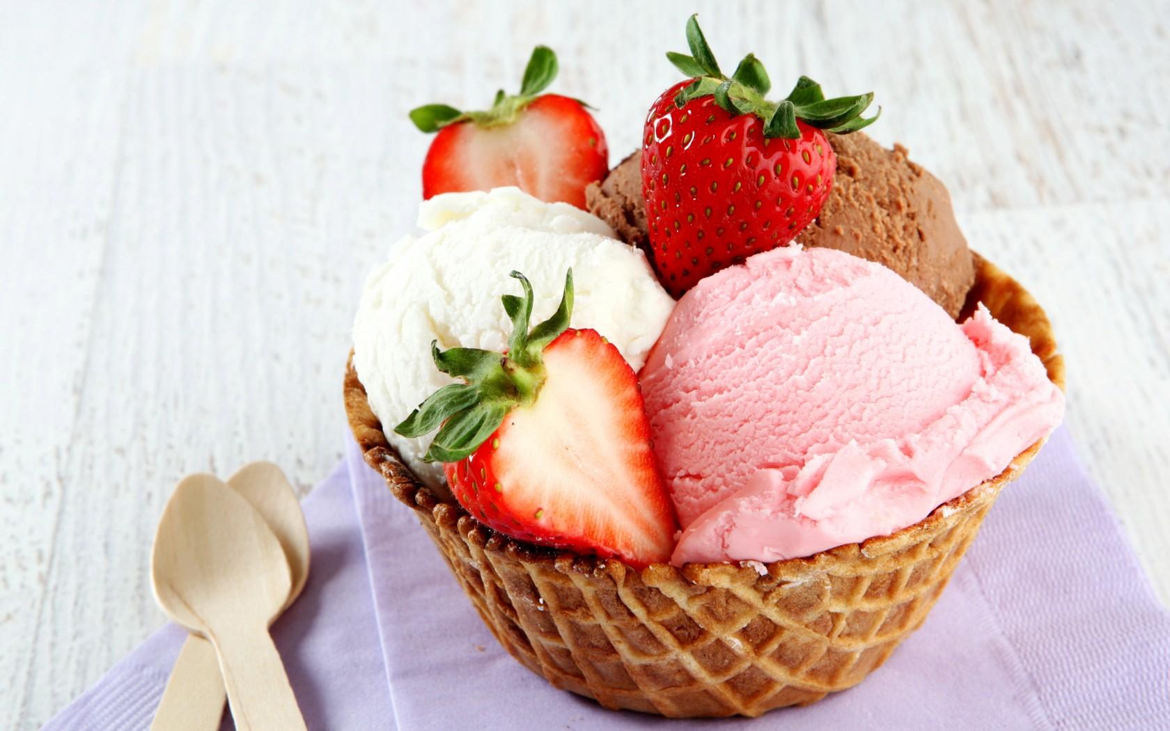 Vanilla, Chocolate, Strawberry Ice Cream widescreen