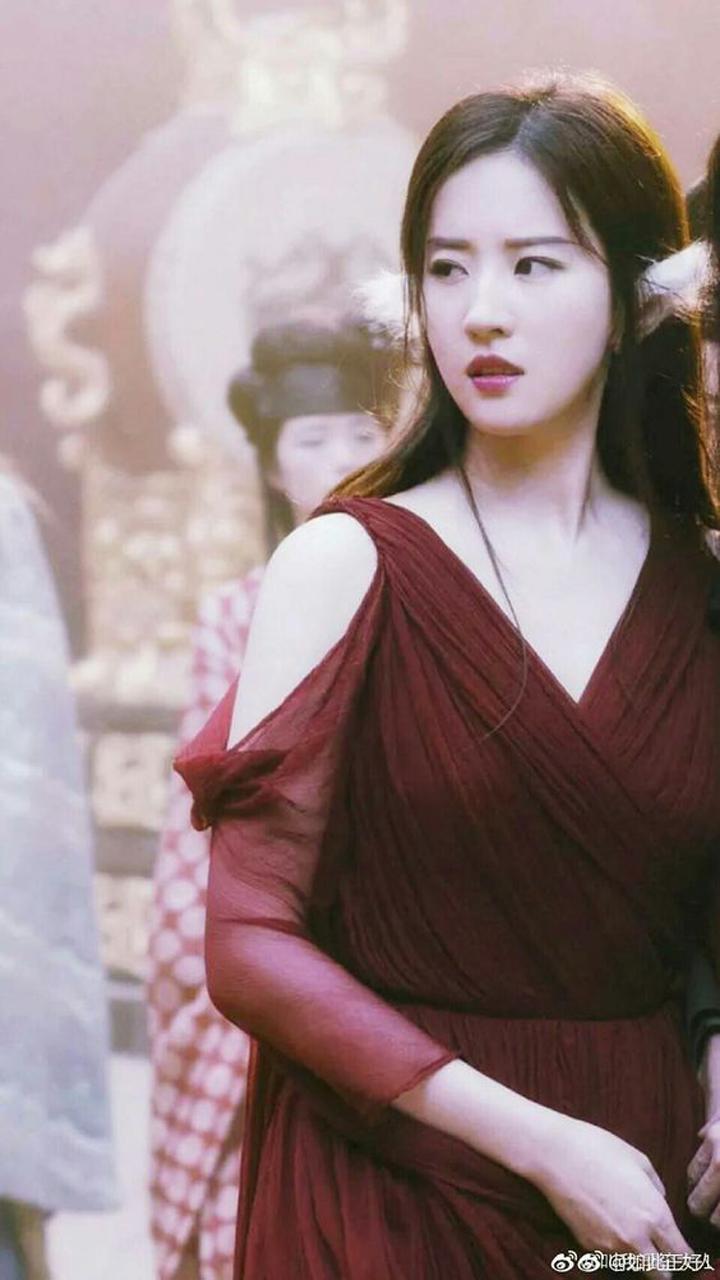 Liu Yifei Photo for Android