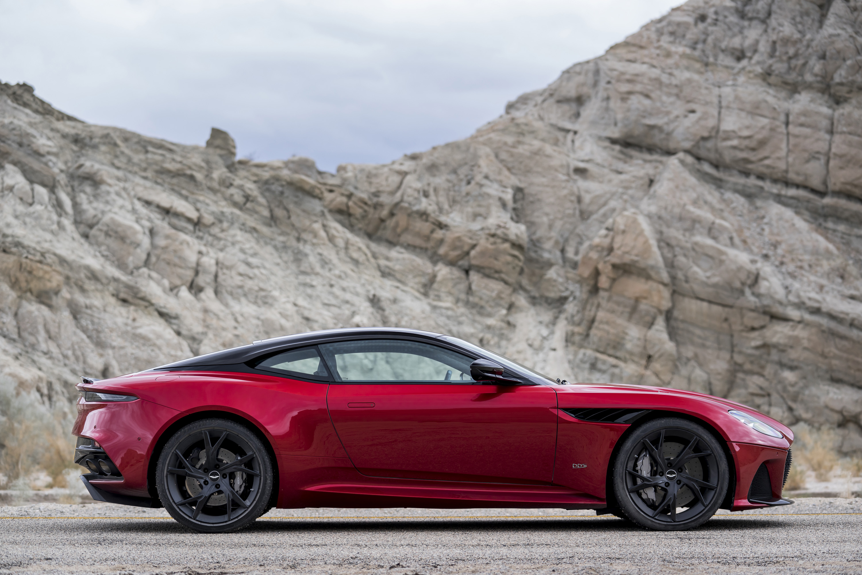 Aston Martin DBS: Latest News, Reviews, Specifications