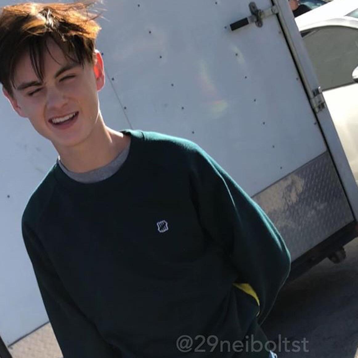 Jaeden Martell Wallpapers Wallpaper Cave