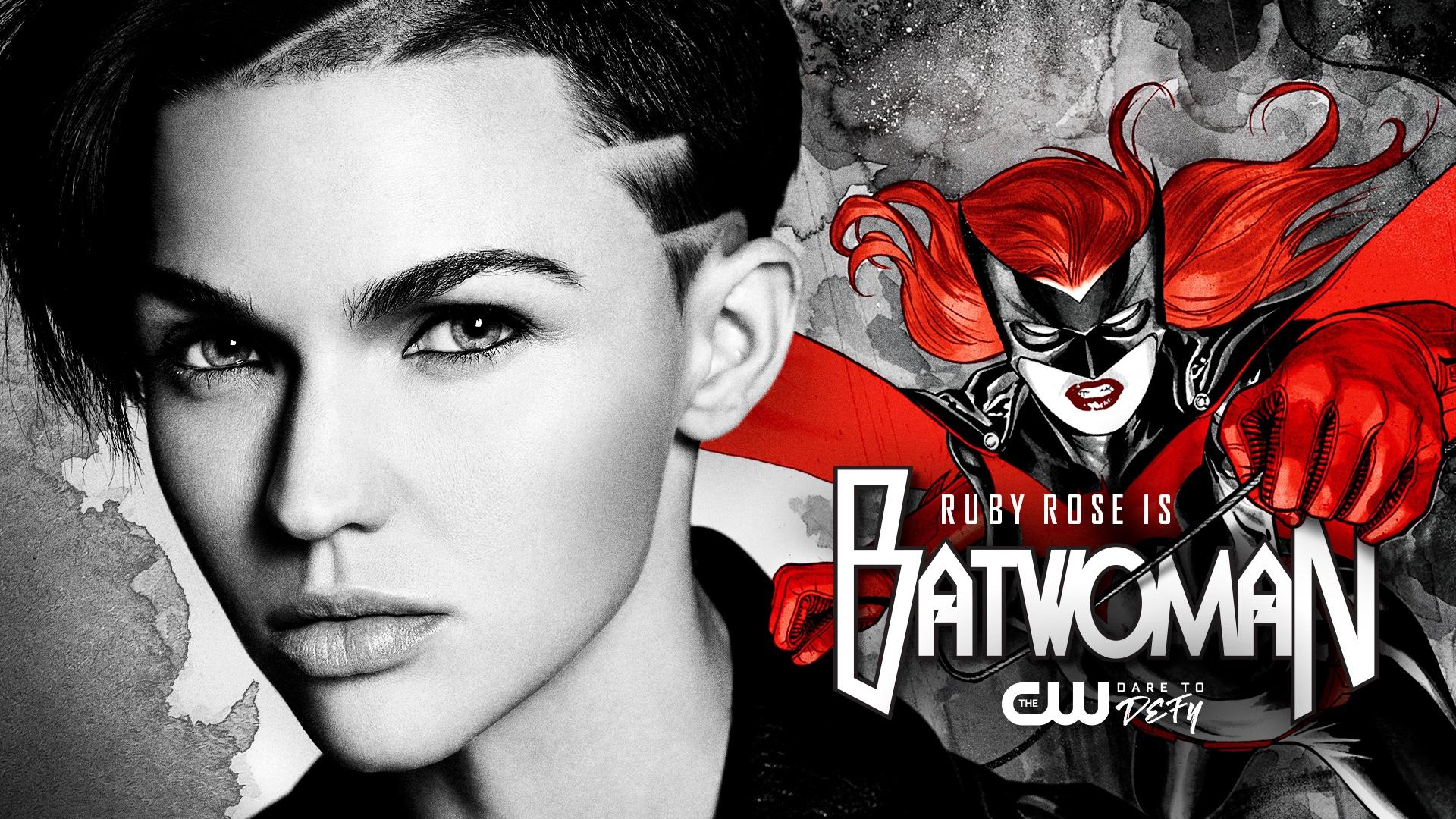 CW Releases New Image of Batwoman in Action