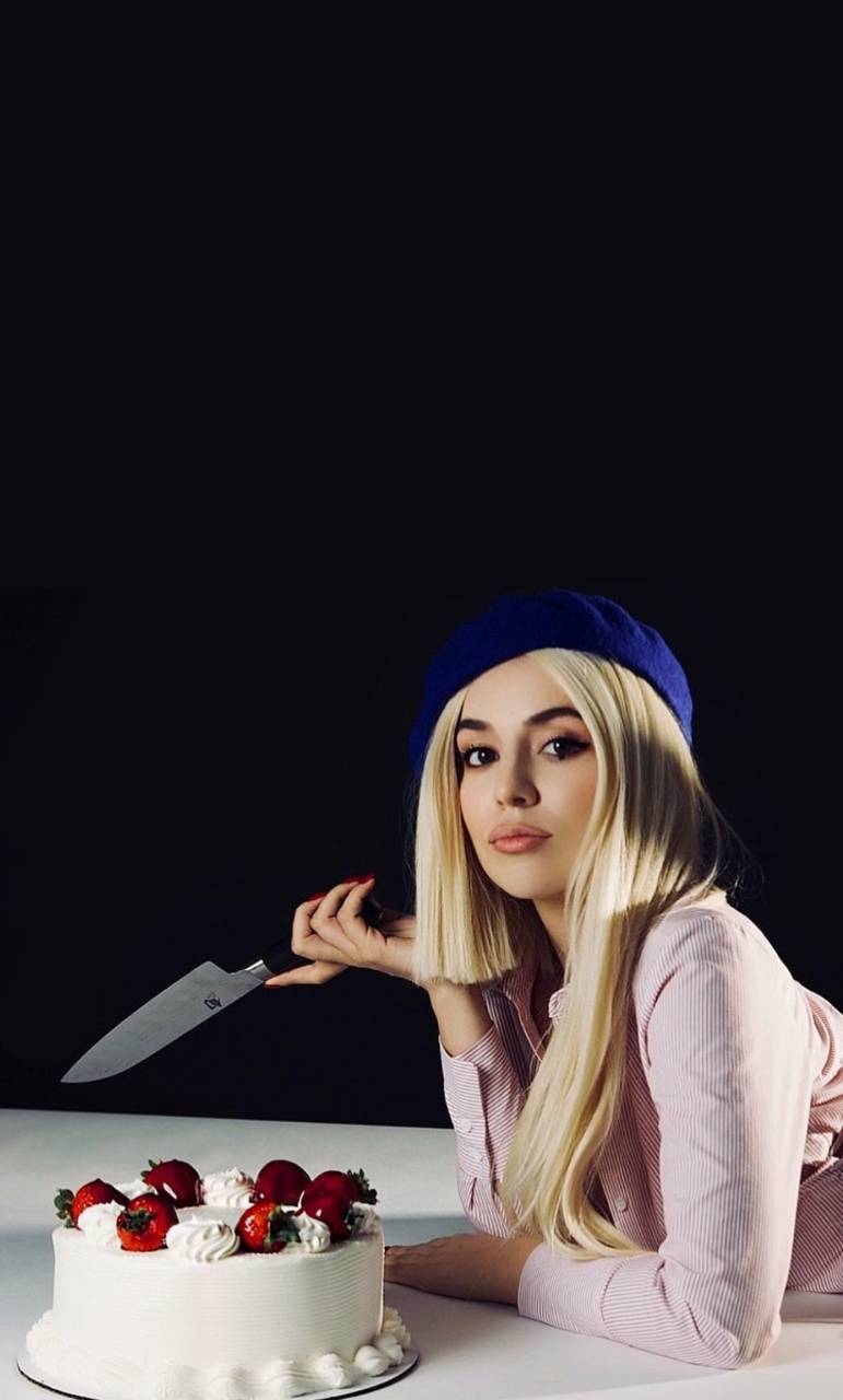 Ava Max Wallpaper Free Ava Max Background