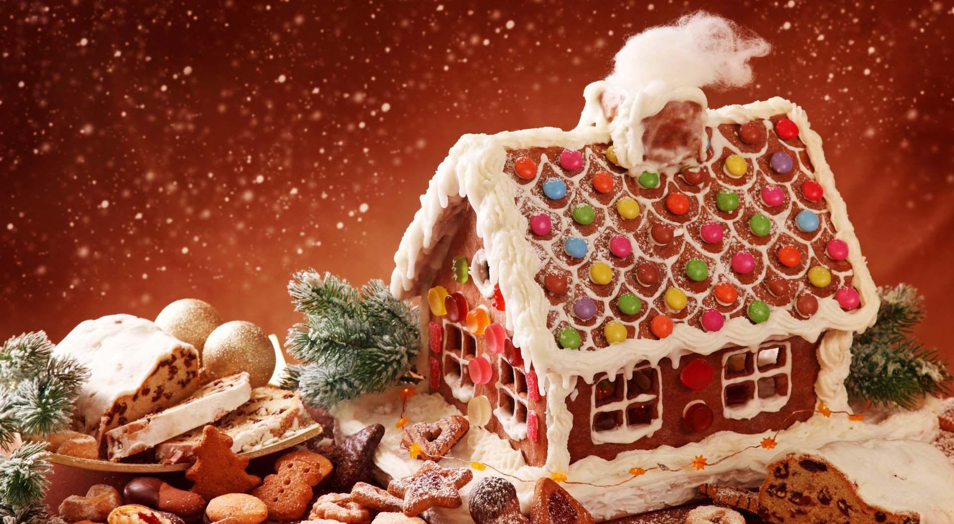 Gingerbread House And Cookies. HD Christmas Wallpaper
