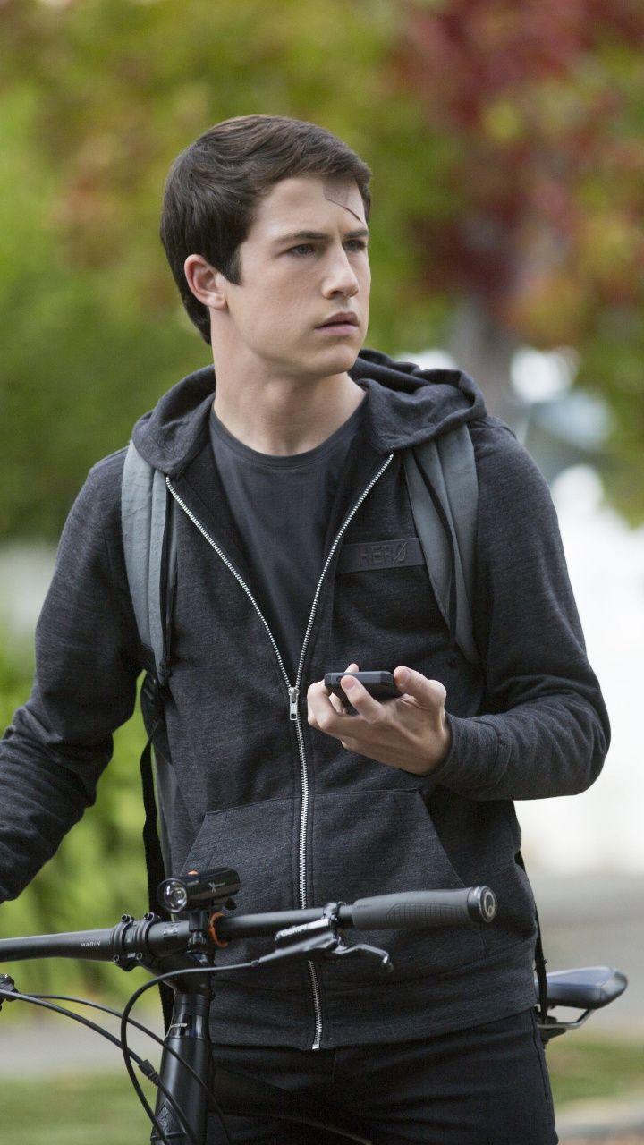 Clay Jensen Hd iPhone Wallpapers - Wallpaper Cave