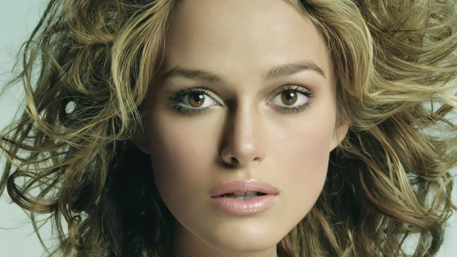 Keira Knightley portrait Wallpaper Keira Knightley Female