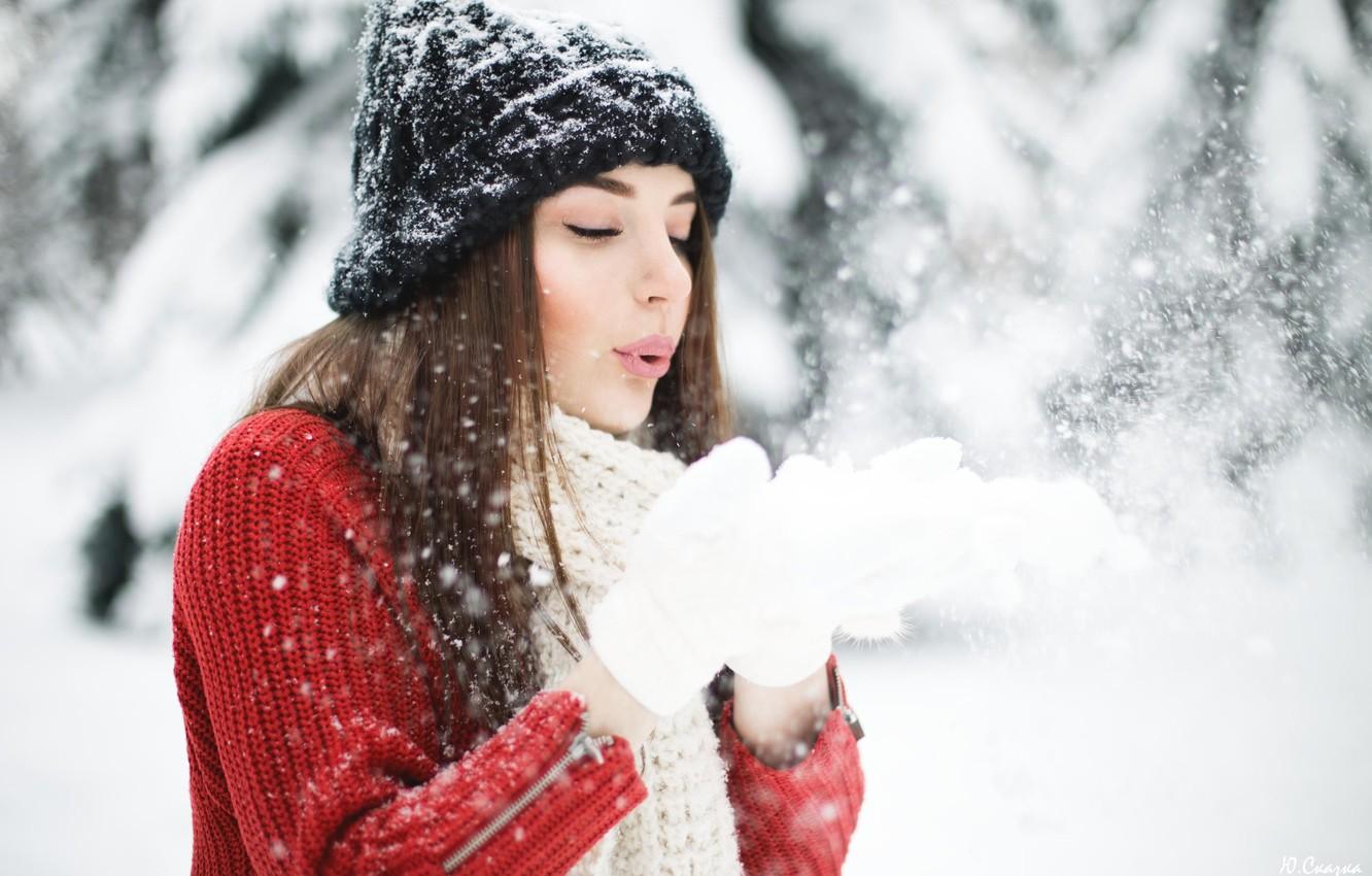 Wallpaper winter, snow, Girl, gloves, Julia Tale image for desktop, section девушки