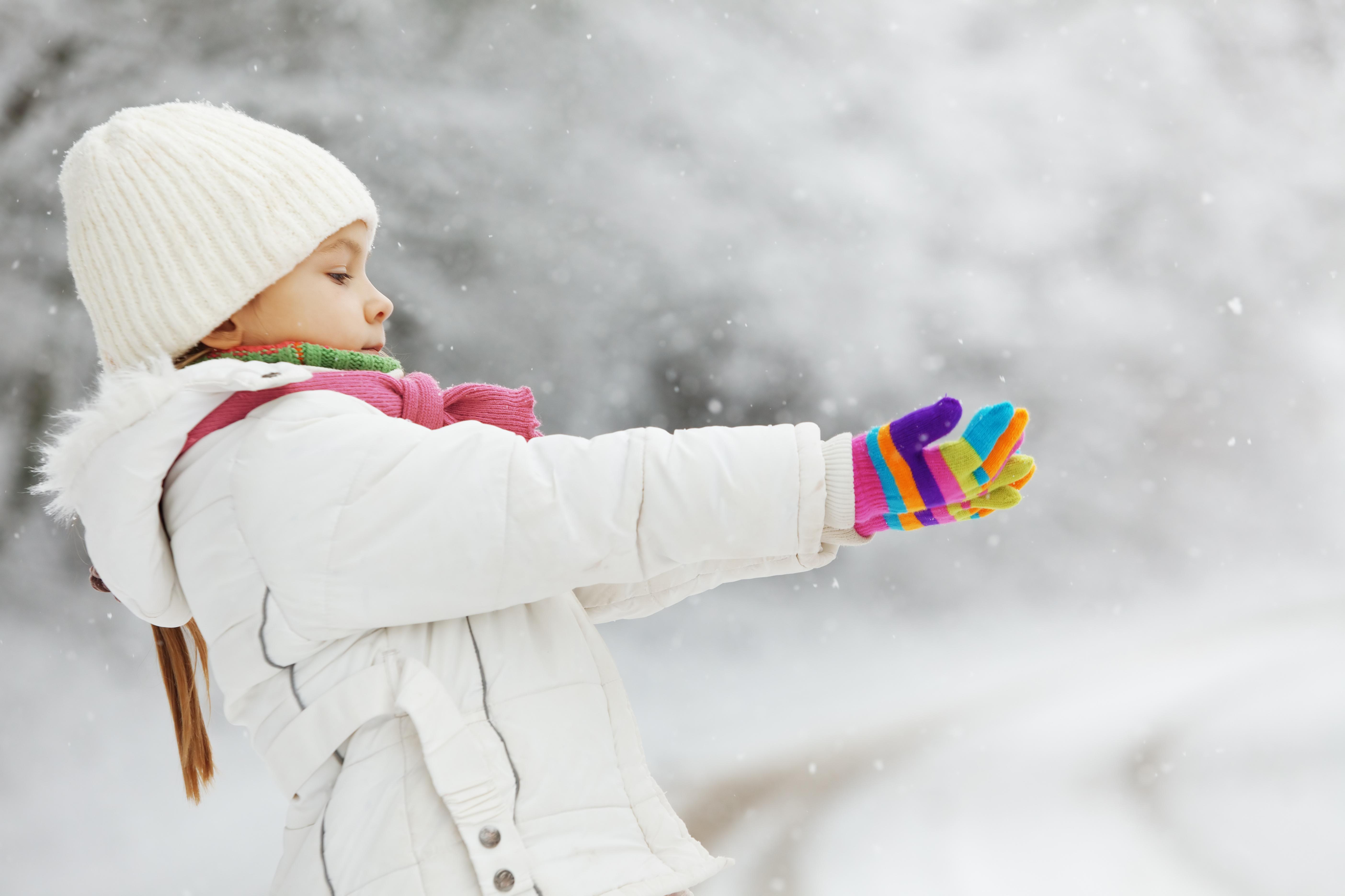 Snowy, snow, nature, winter, winter time, child wallpaper