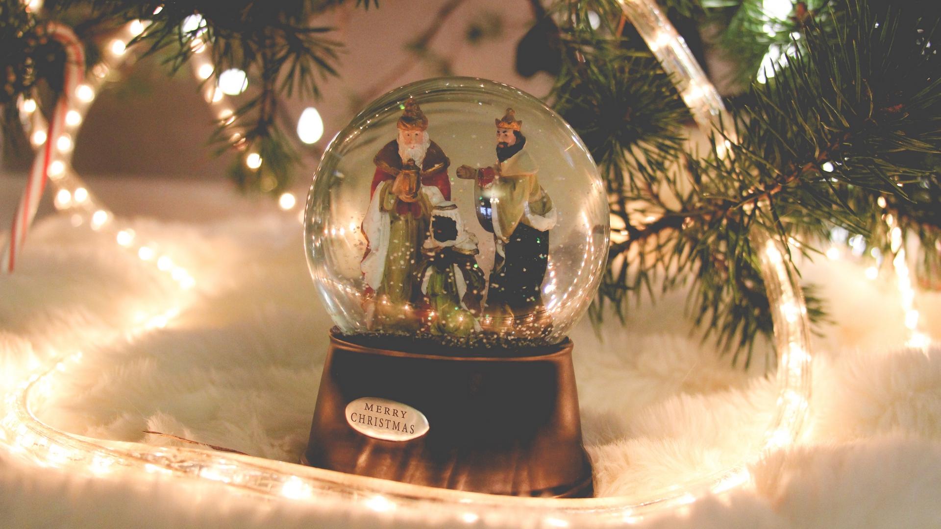 Download wallpaper 1920x1080 ball, christmas, new year