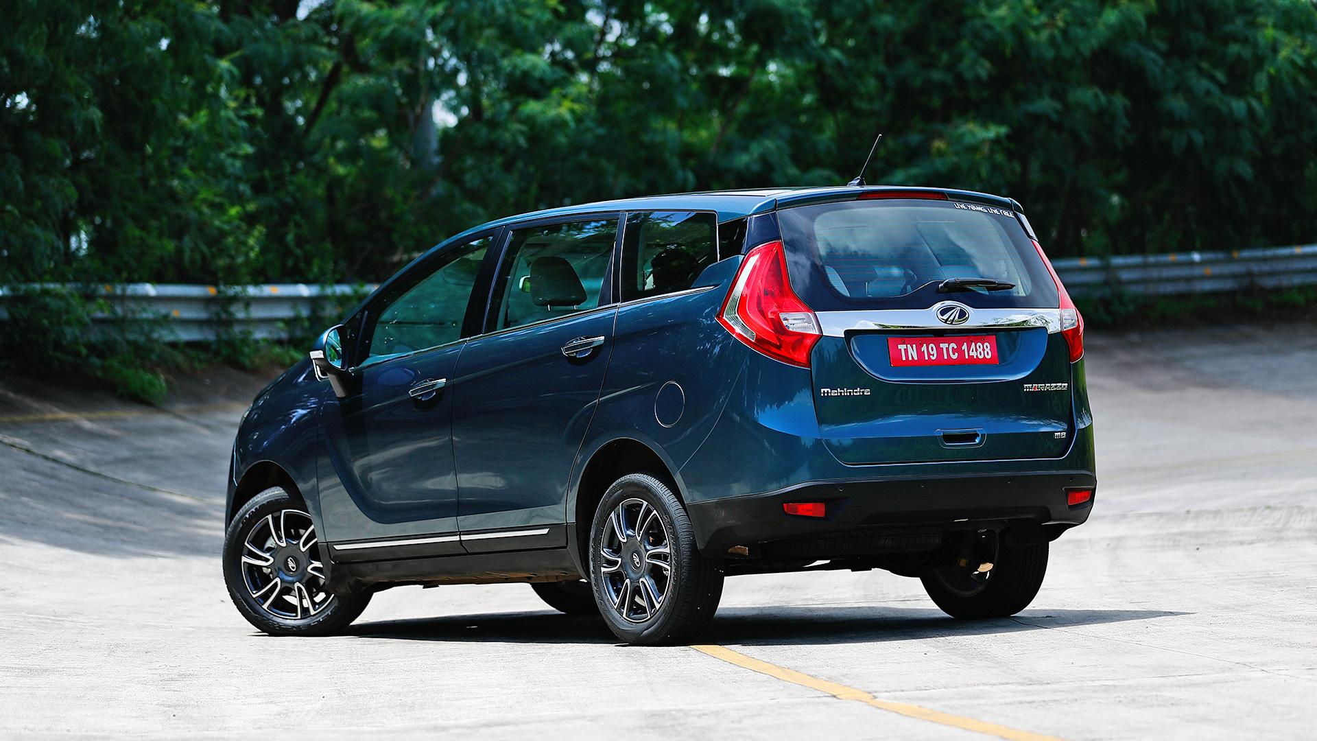 Mahindra Marazzo 2019 M8, Mileage, Reviews