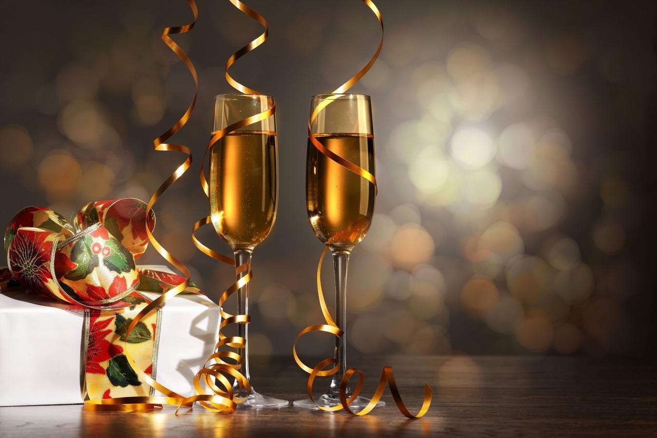 HD wallpaper: New Year Champagne, five clear drinking