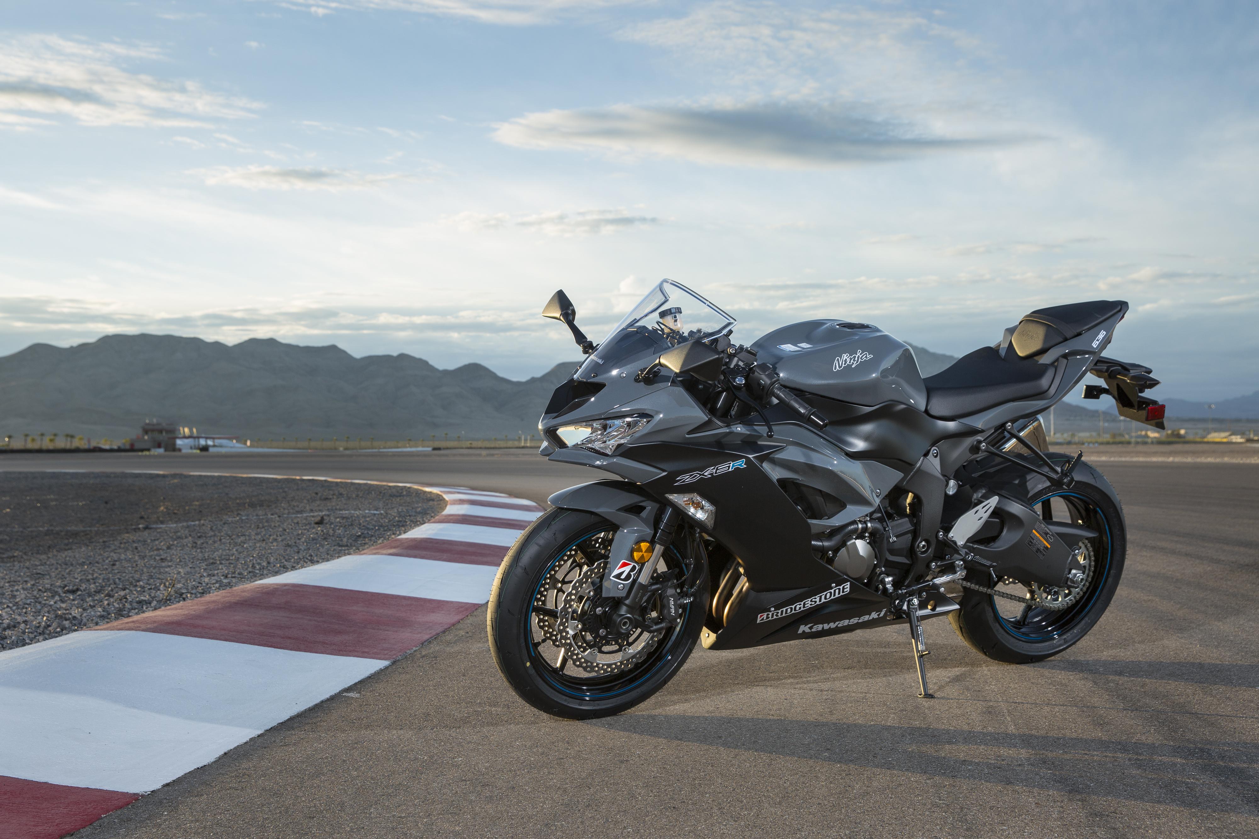 Kawasaki Changes The Game With Their 2019 Ninja Zx6 R