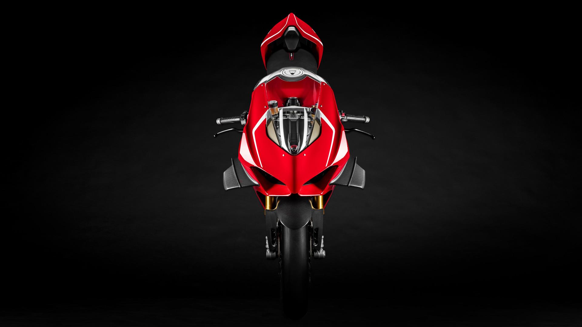 Ducati Panigale V4 R. Pure Racing Adrenaline