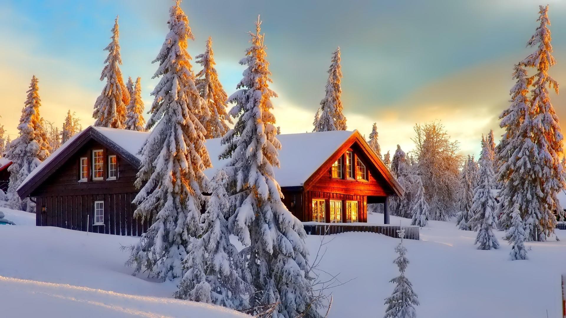 Winter Cabin Wallpaper