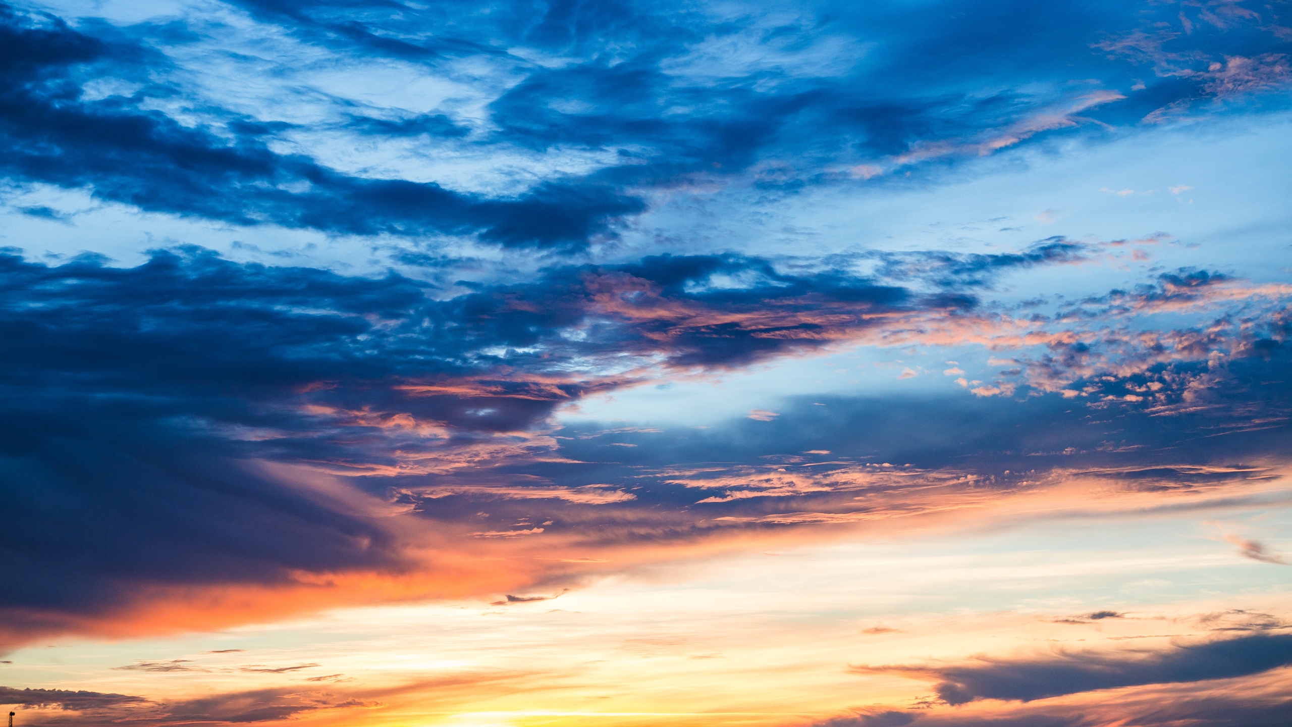 Download wallpaper 2560x1440 clouds, sunset, sky widescreen