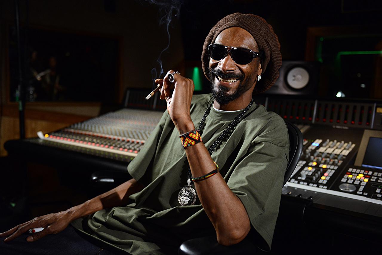 Desktop Wallpaper Snoop Dogg Man Music Negroid eyeglasses