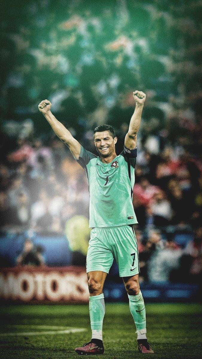 Footy Wallpapers on Twitter: Cristiano Ronaldo iPhone wallpapers
