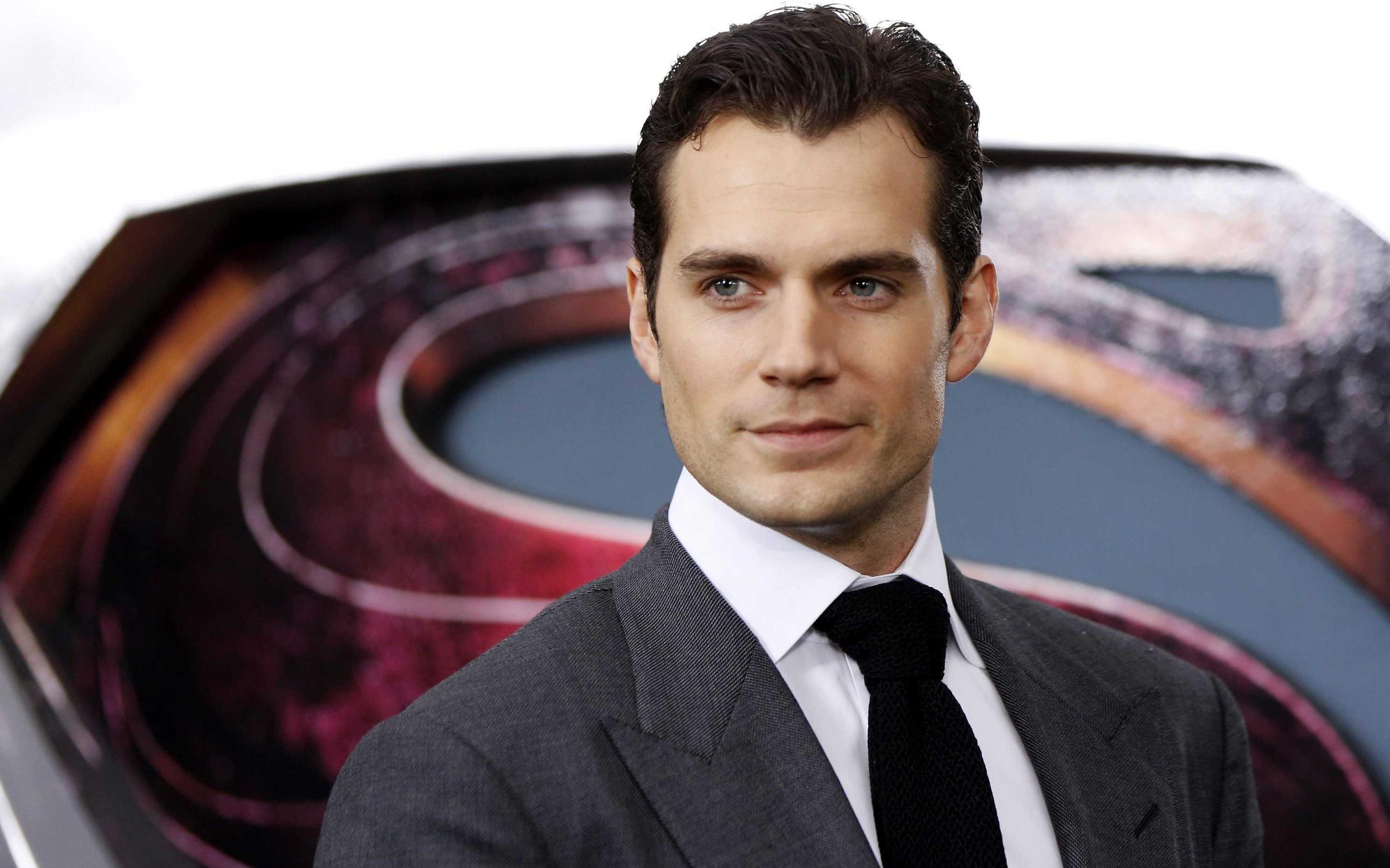 Henry Cavill Wallpaper