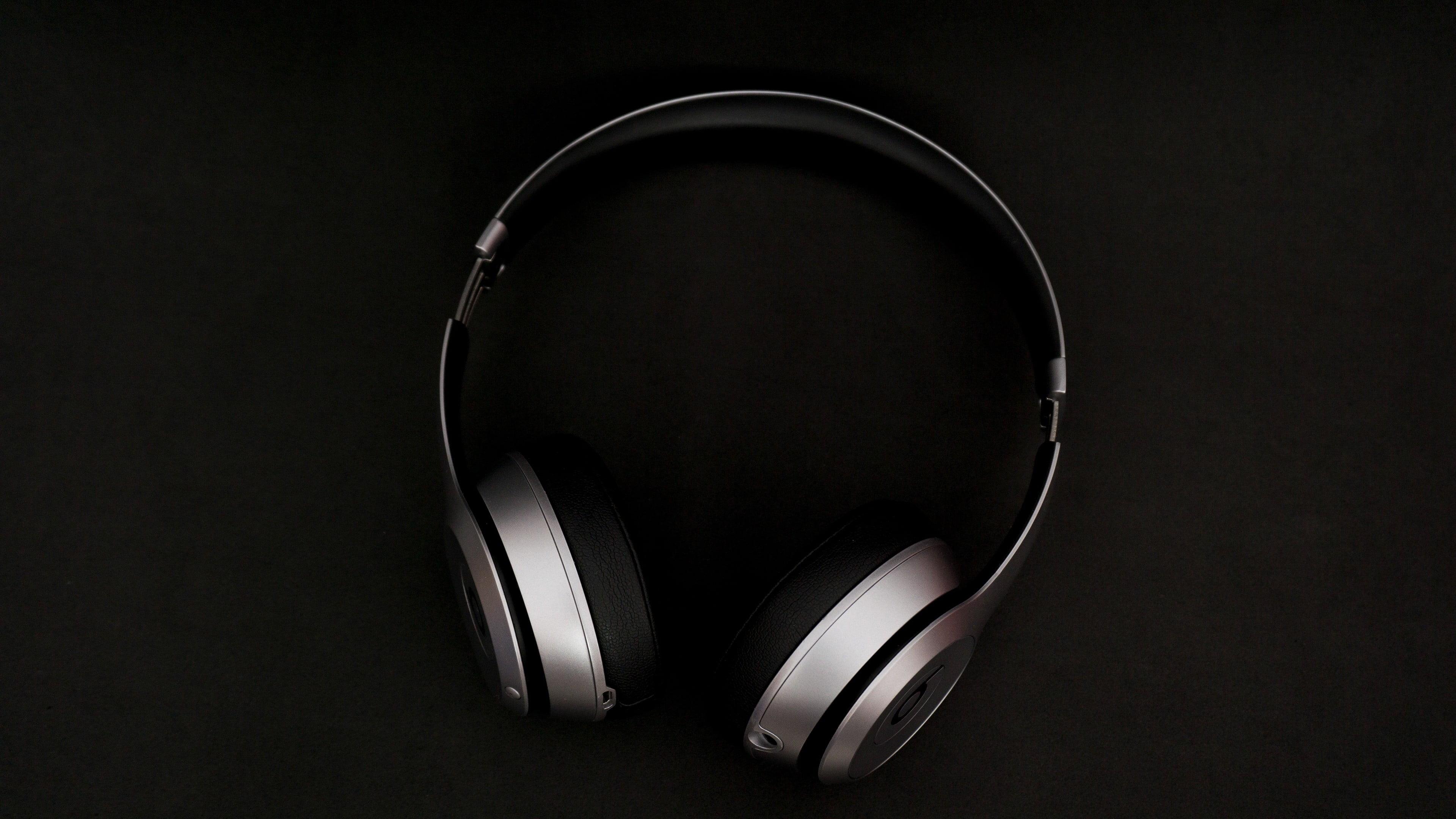 Black and gray wireless headphones, photography, headphones